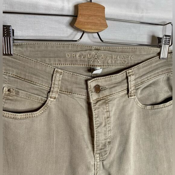 MAC Dream Jeans Beige Straight Leg High rise stretchy jeans - Picture 4 of 5